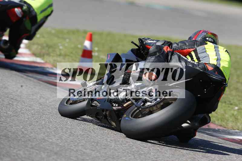 /43 08.08.2025 Discover the Bike ADR/Race 3 rot/178